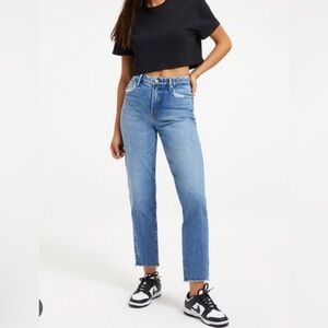 Good American Good Vintage Staight Jeans with Frayed Hem